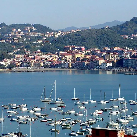 Mediterraneo Vendégház 3*